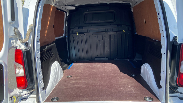 Vauxhall Combo Cargo Combo L1 Diesel 2300 1.5 Turbo D 100ps H1 Pro Van